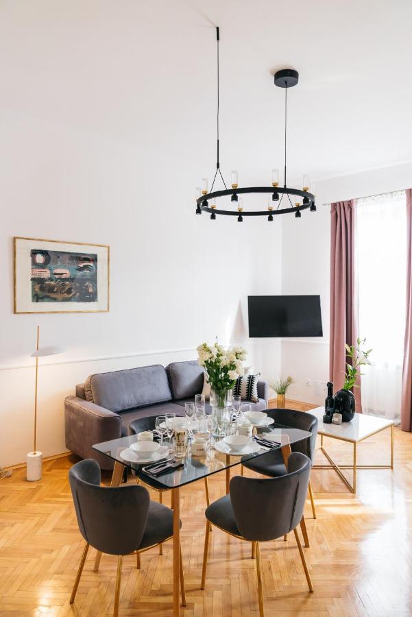 Luna Apartment - Loftaffair Красков Екстериор снимка