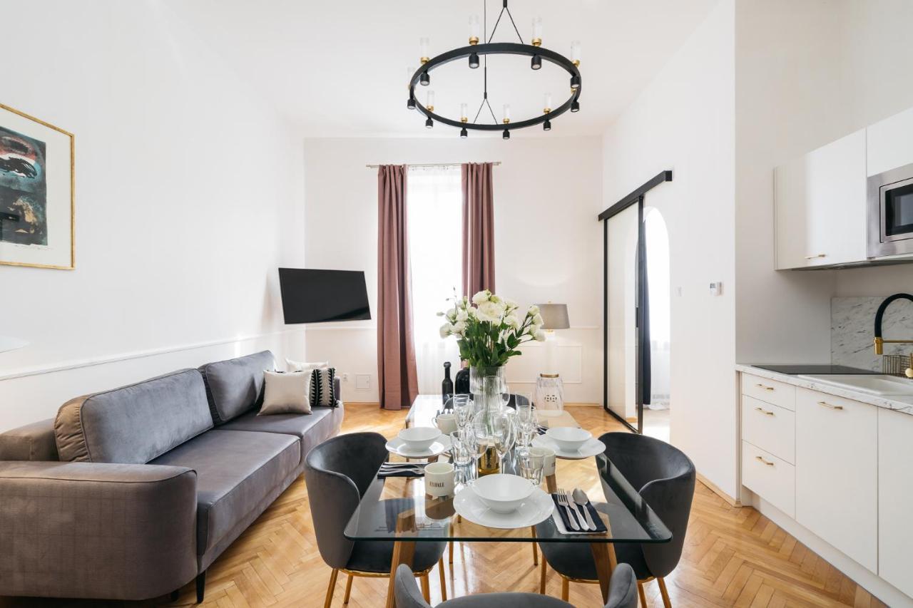 Luna Apartment - Loftaffair Красков Екстериор снимка