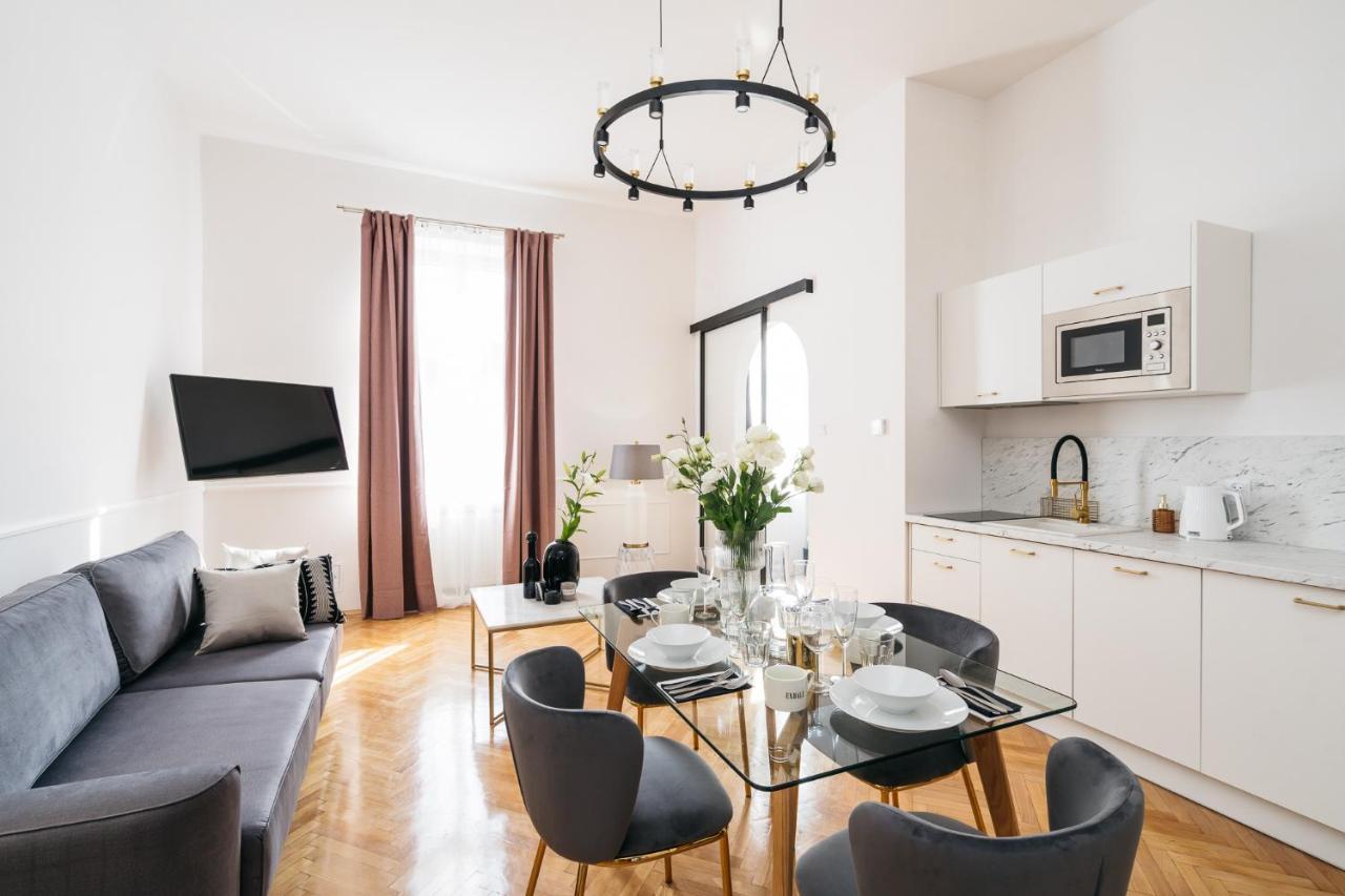 Luna Apartment - Loftaffair Красков Екстериор снимка